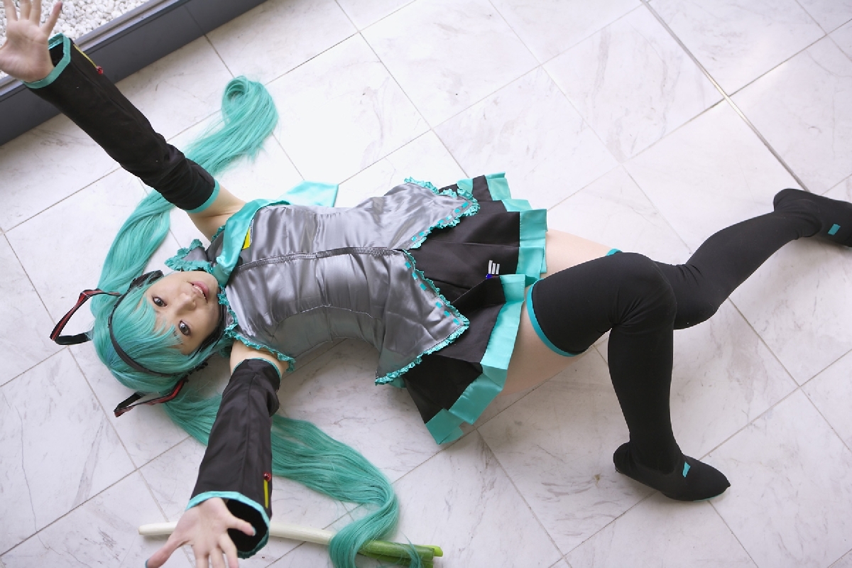 [Cosplay]  Vocaloid - Sexy Hatsune Miku